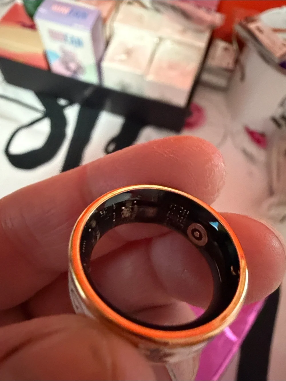 Smart ring sleep tracker activewear available in Sz 8&9. New with charger.